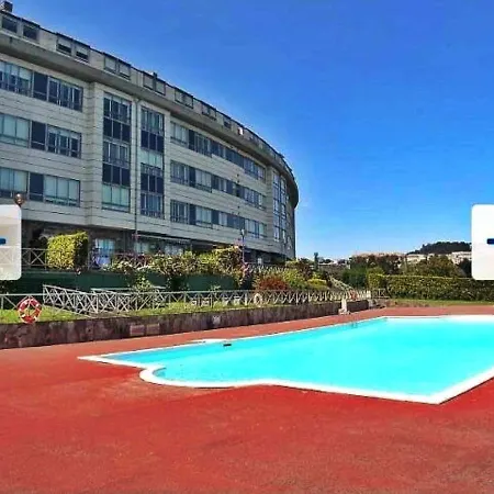 Piso Ria Del Burgo كوليريدو