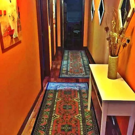 شقة Piso Ria Del Burgo