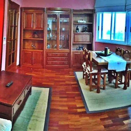 Piso Ria Del Burgo شقة *